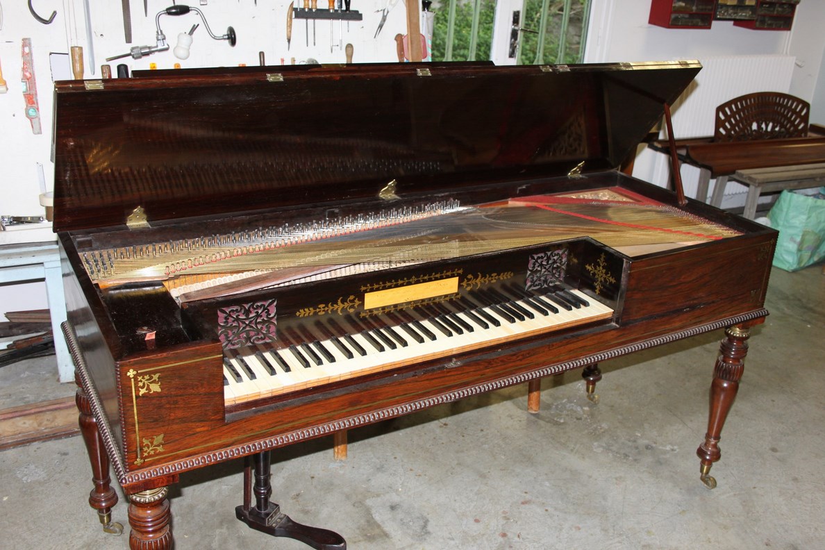 clic pour ouvrir dans un nouvel onglet Piano carré Broadwood à acheter sur Montpellier